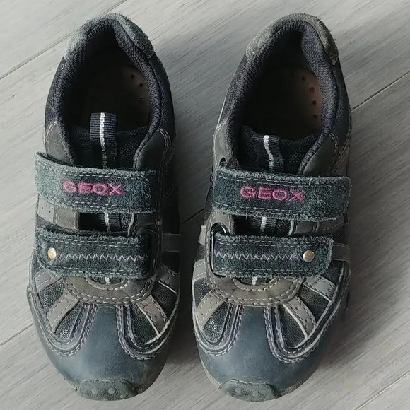 Geox Running Shoe/Sneaker, Black/Gray/Pink - Picture 2 of 5